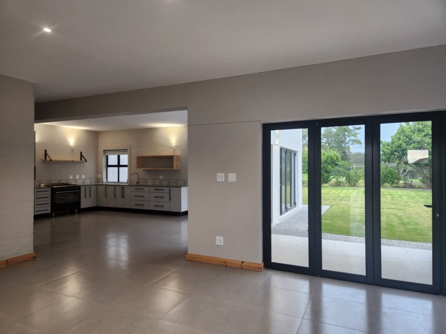 3 Bedroom Property for Sale in King George Park Western Cape